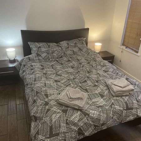 Beautiful Apartment Right Off Of Broadway Market Лондон Экстерьер фото