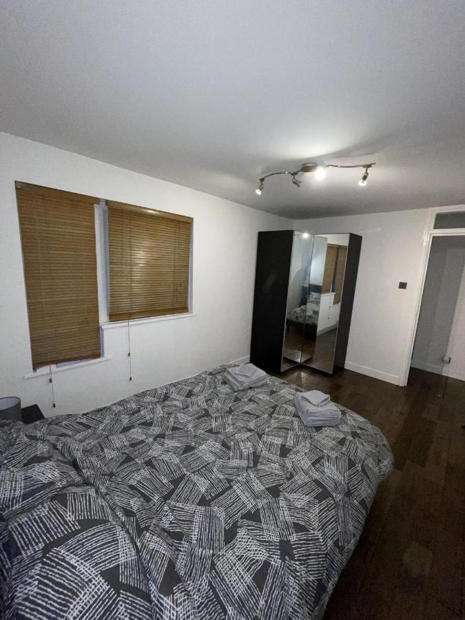 Beautiful Apartment Right Off Of Broadway Market Лондон Экстерьер фото