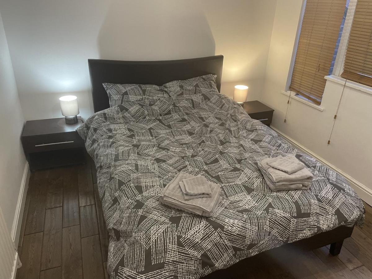 Beautiful Apartment Right Off Of Broadway Market Лондон Экстерьер фото